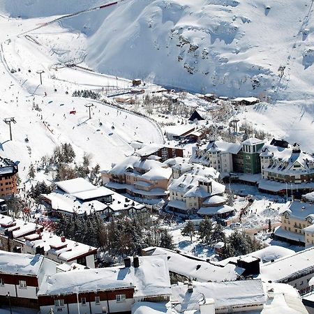 Apartamentos Sierra Nevada Pie De Pistas 3000 外观 照片